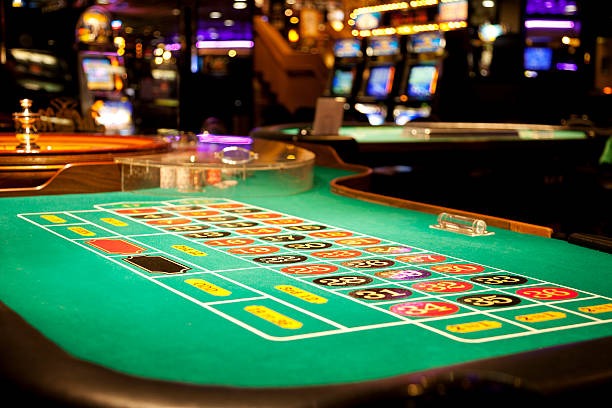 Baccarat betting slip interface showing Banker, Player, and Tie options with live dealer stream